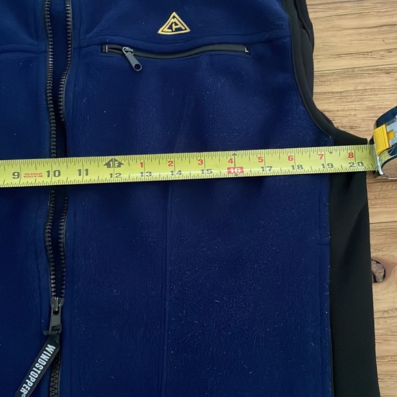 Marmot (size large?) vest - missing size tag - Picture 7 of 8